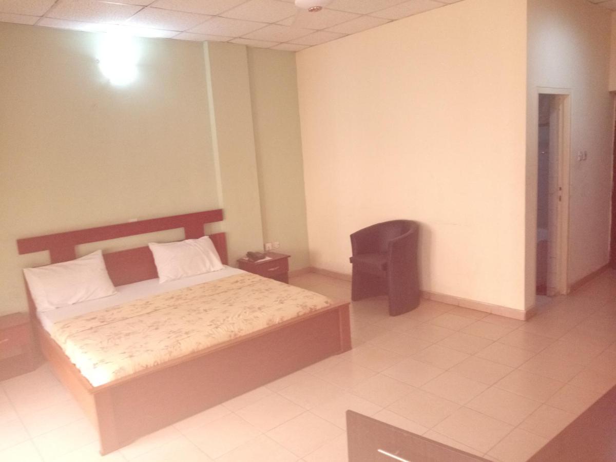 Weaver'S Hotel Abuja Exterior photo